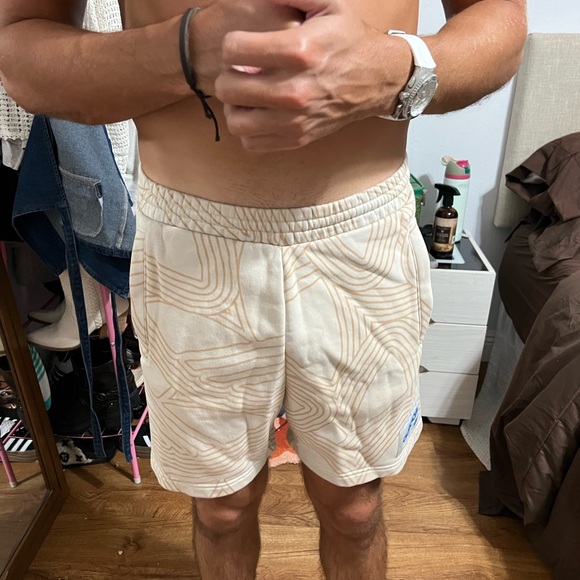 ADIDAS men’s shorts - Picture 3 of 8